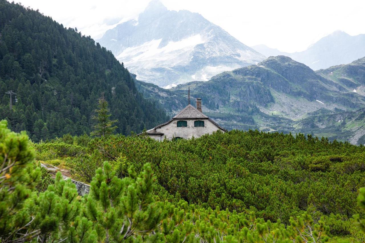 Tauerndorf Enzingerboden Ski In&Out - Steinbock Lodges Esterno foto