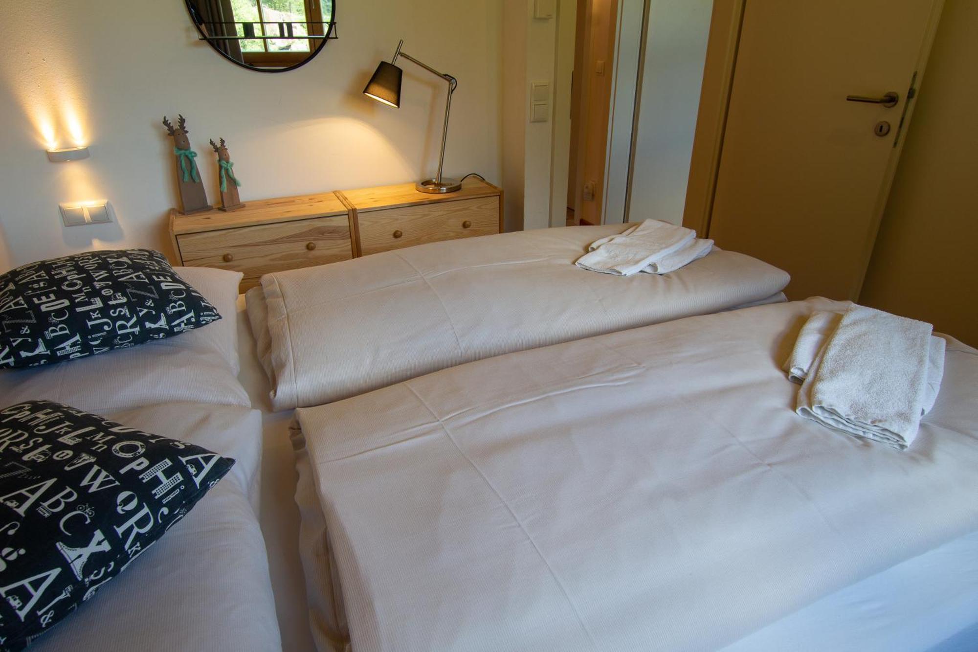 Tauerndorf Enzingerboden Ski In&Out - Steinbock Lodges Esterno foto