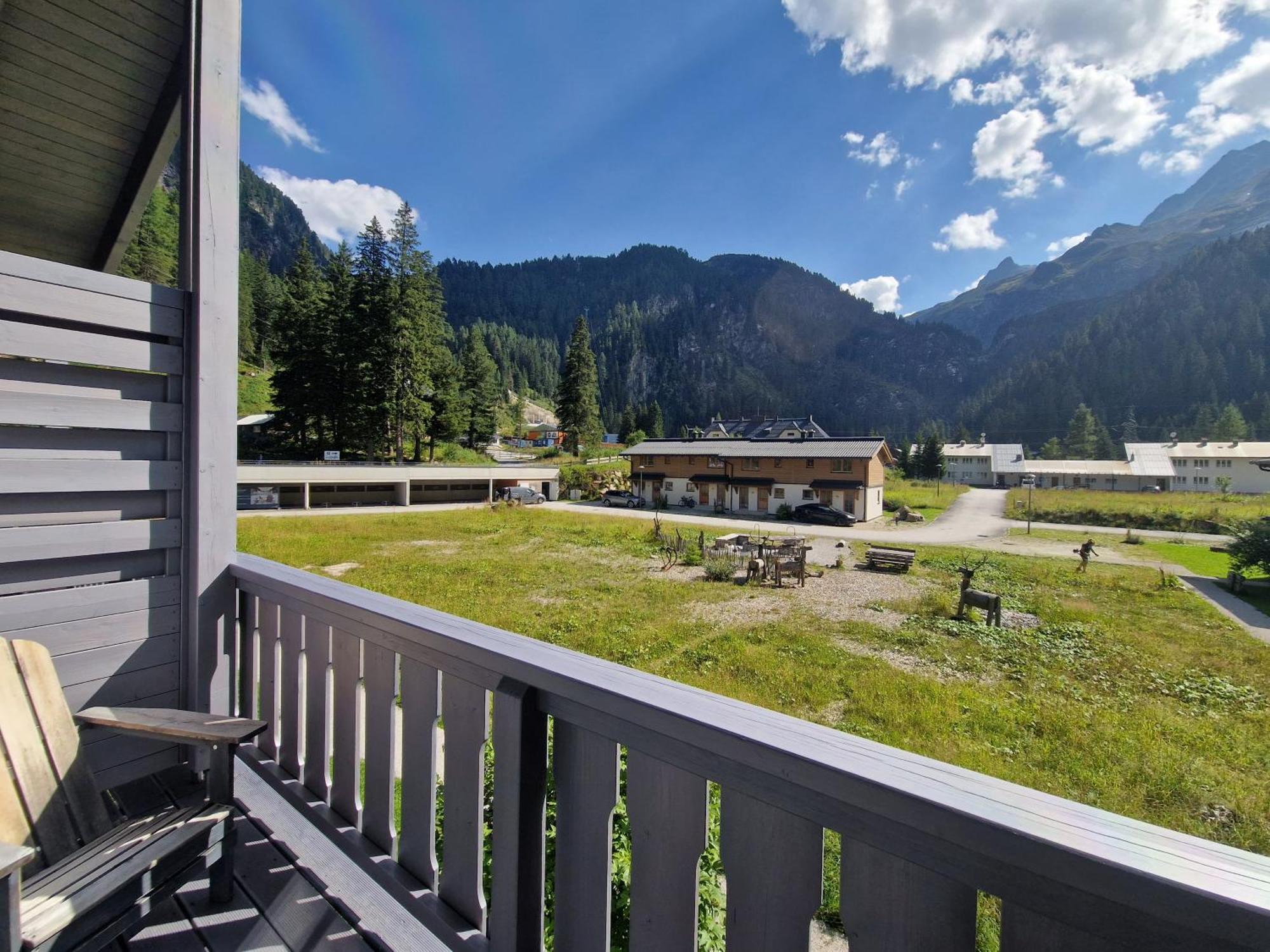 Tauerndorf Enzingerboden Ski In&Out - Steinbock Lodges Esterno foto