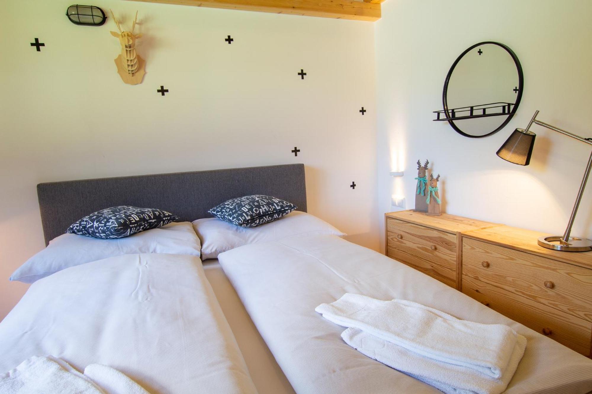 Tauerndorf Enzingerboden Ski In&Out - Steinbock Lodges Esterno foto