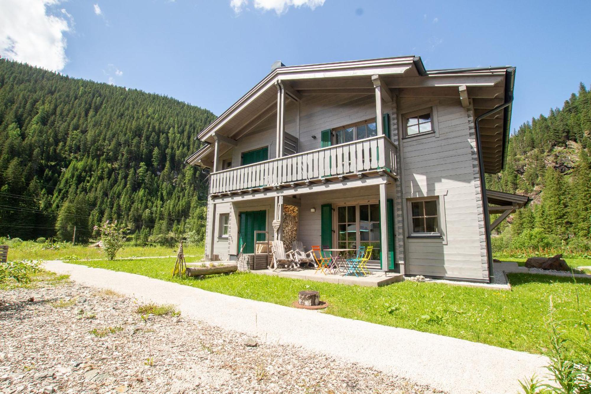Tauerndorf Enzingerboden Ski In&Out - Steinbock Lodges Esterno foto