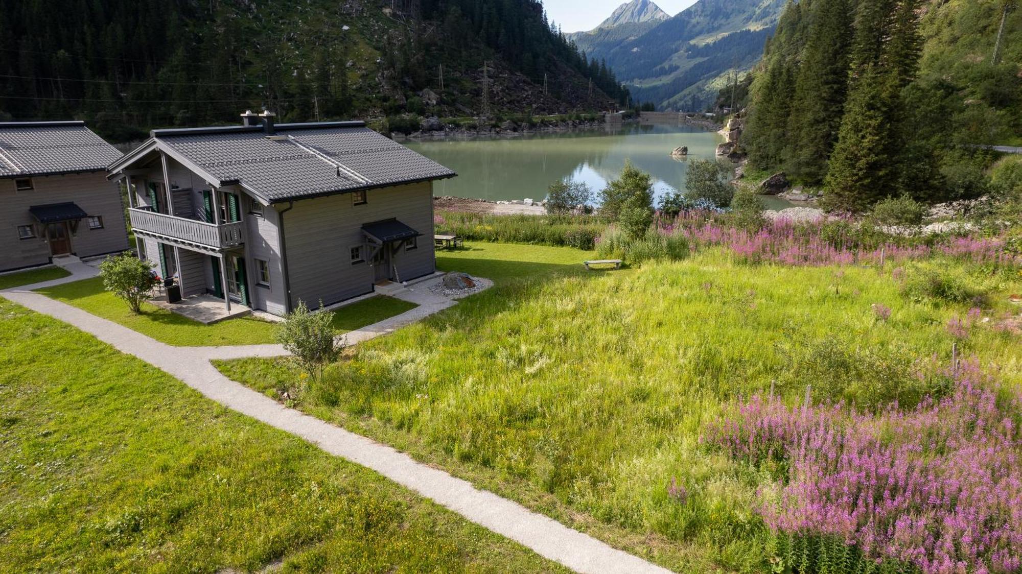 Tauerndorf Enzingerboden Ski In&Out - Steinbock Lodges Esterno foto