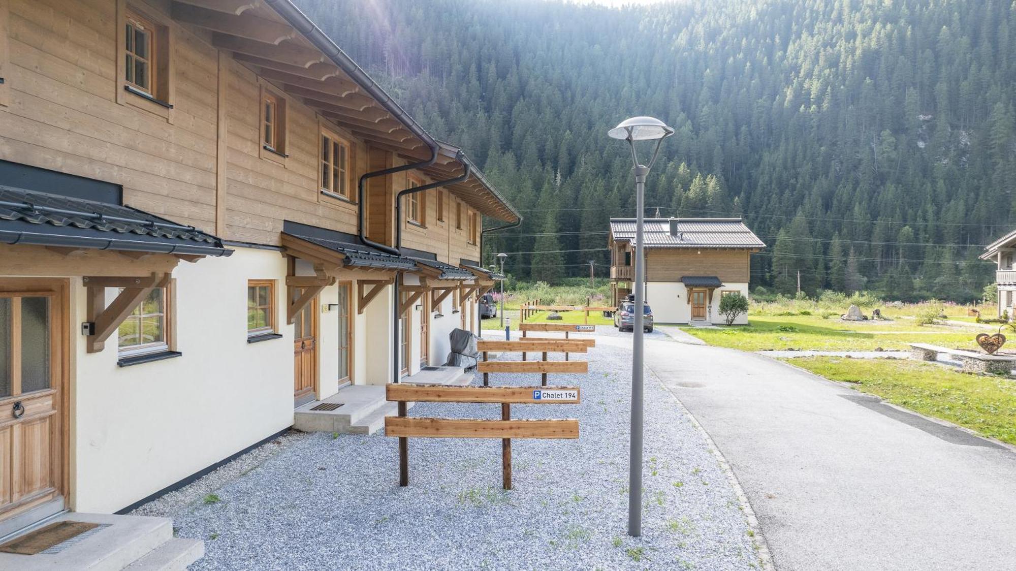 Tauerndorf Enzingerboden Ski In&Out - Steinbock Lodges Esterno foto